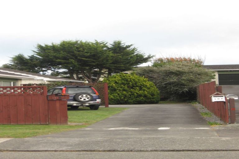 Photo of property in 107b Hillcrest Road North, Raumati Beach, Paraparaumu, 5032