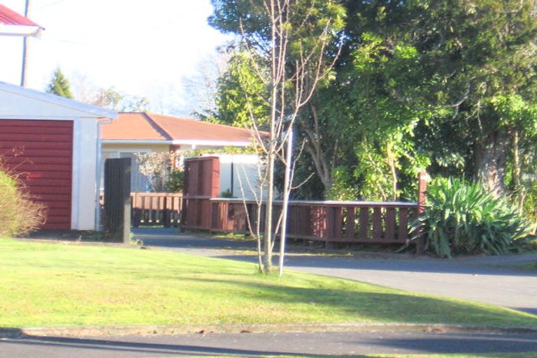 Photo of property in 17 Gerrand Place, Chedworth, Hamilton, 3210