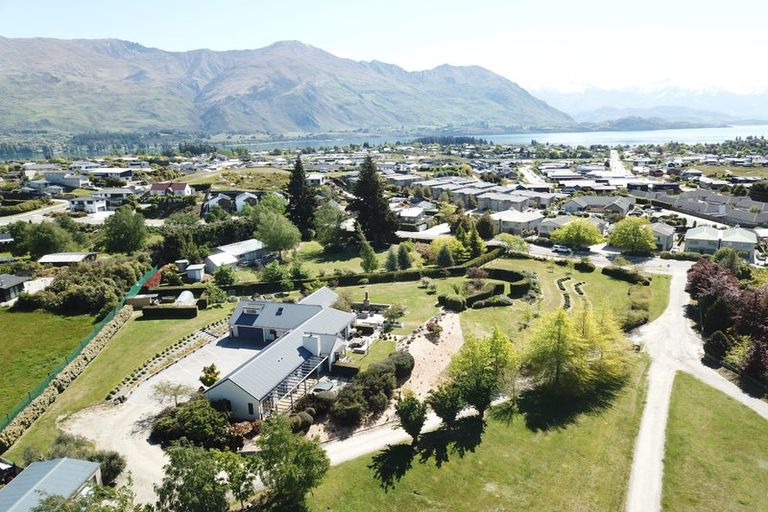 Photo of property in 137 Anderson Road, Wanaka, 9305