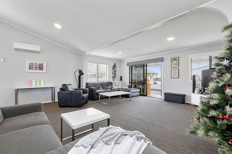 Photo of property in 65 Topaz Drive, Papamoa Beach, Papamoa, 3118