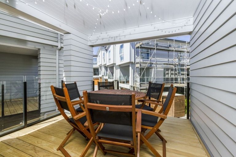 Photo of property in 70 Makamaka Lane, Albany Heights, Auckland, 0632