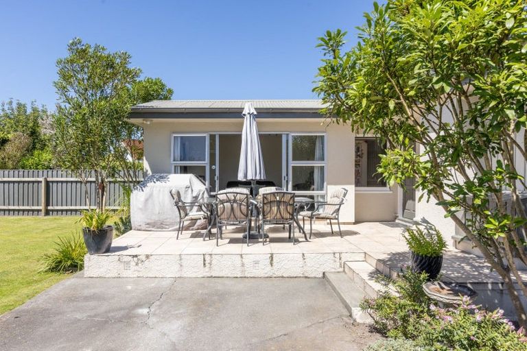 Photo of property in 25 Harpham Street, Taradale, Napier, 4112