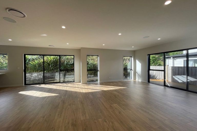 Photo of property in 20c Longshore Drive, Long Bay, Auckland, 0630