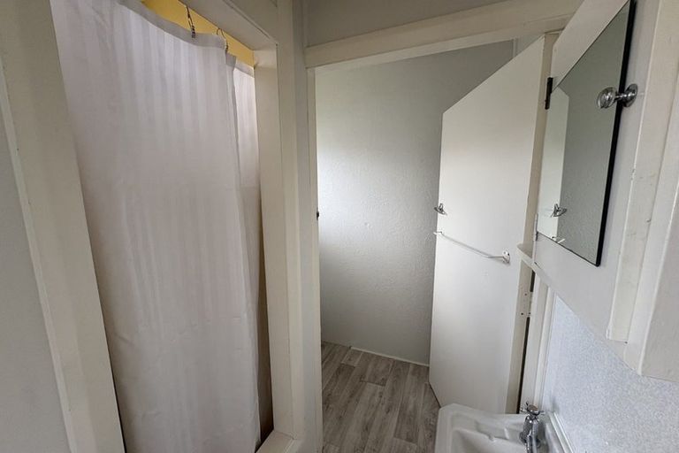 Photo of property in 3/92 Parkers Road, Tahunanui, Nelson, 7011