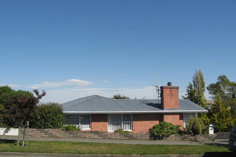 Photo of property in 26 Hill View Crescent, Highfield, Timaru, 7910