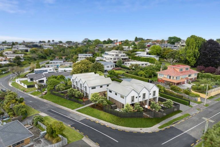 Photo of property in 59 Seaview Road, Otumoetai, Tauranga, 3110