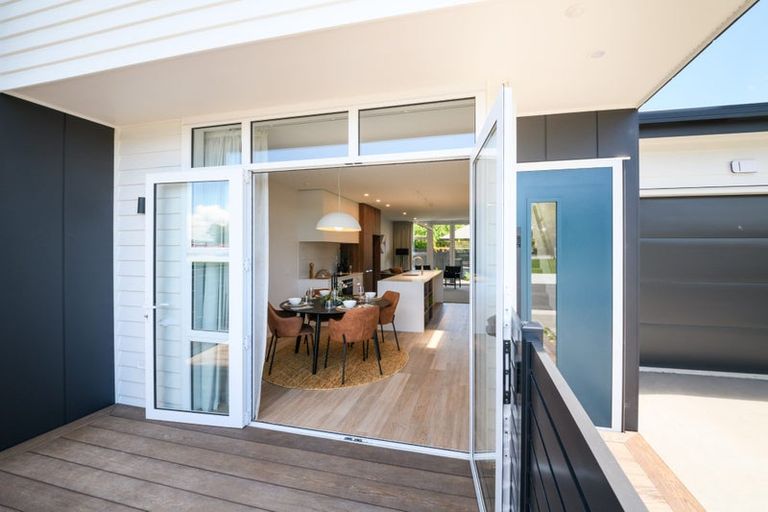 Photo of property in 8 Tuapapa Lane, Roslyn, Palmerston North, 4414