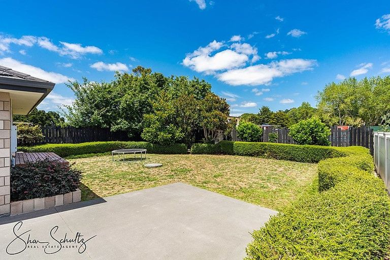 Photo of property in 18 Pahi Road, Paparoa, 0571