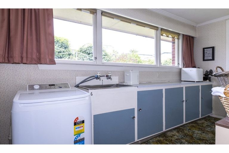 Photo of property in 28 Virtue Avenue, Maori Hill, Timaru, 7910