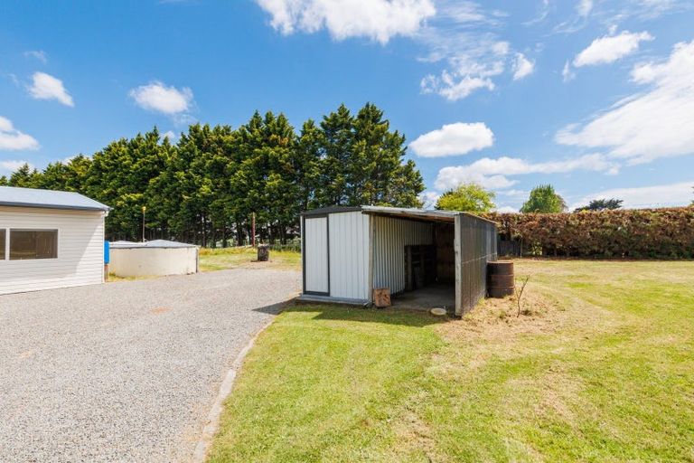 Photo of property in 5 Te Arakura Road, Newbury, Feilding, 4775