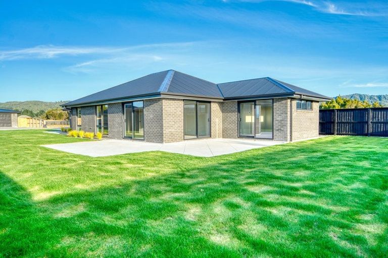 Photo of property in 11b Hinau Crescent, Kaiata, Greymouth, 7805