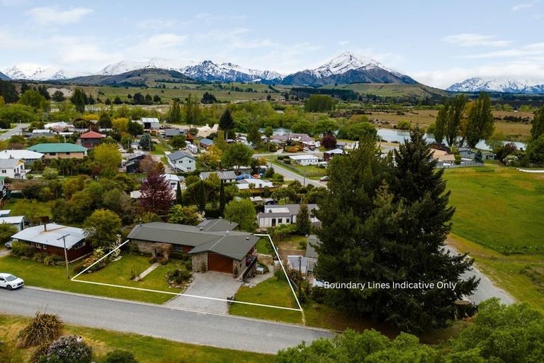 Photo of property in 3 Kinnibeg Street, Albert Town, Wanaka, 9305