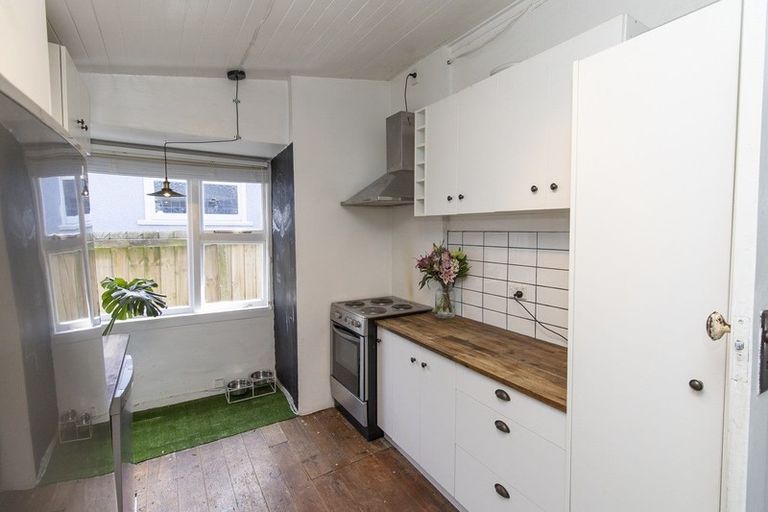 Photo of property in 21 Falcon Street, New Brighton, Christchurch, 8061