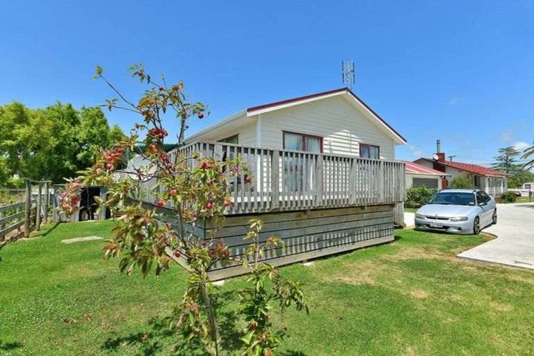 Photo of property in 200 Parkhurst Road, Parakai, 0830