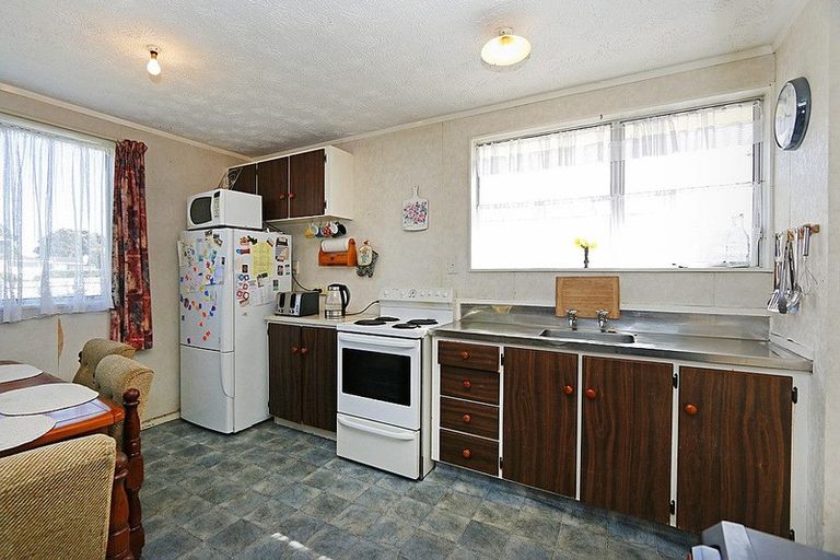 Photo of property in 11 Wilson Road, Opunake, 4616