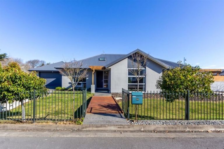 Photo of property in 30 John Campbell Crescent, Hillmorton, Christchurch, 8024