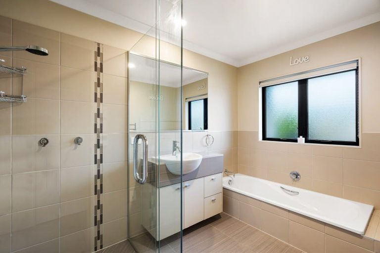 Photo of property in 93 Russell Robertson Drive, Havelock North, 4130