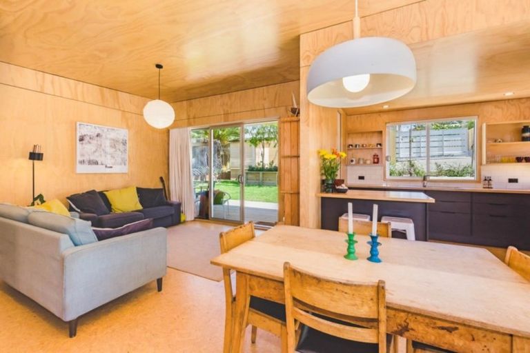 Photo of property in 54a Renown Road, Raumati South, Paraparaumu, 5032