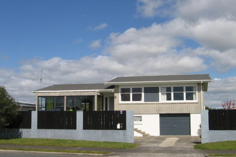 Photo of property in 2 Carter Street, Mount Maunganui, 3116