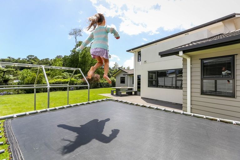 Photo of property in 5 Aspen Place, Whalers Gate, New Plymouth, 4310