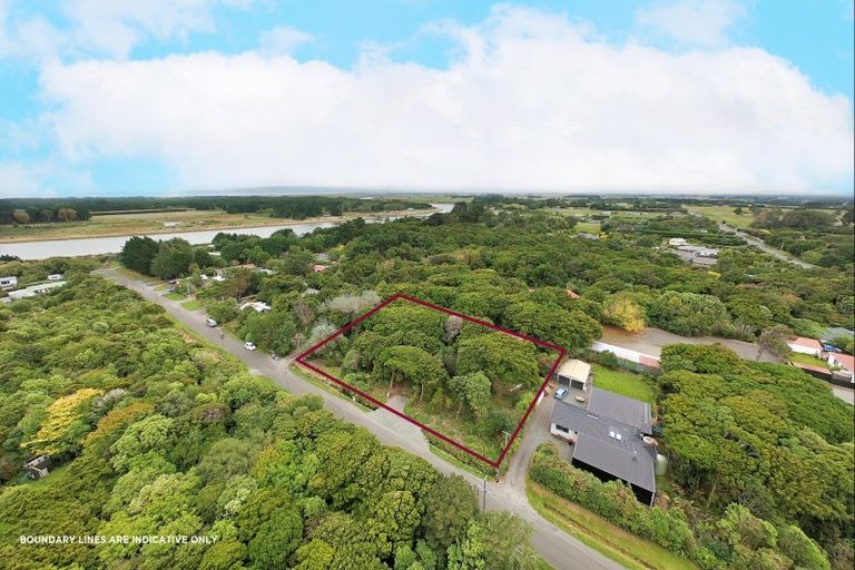 Photo of property in 26 Rakiura Parade, Otatara, Invercargill, 9879