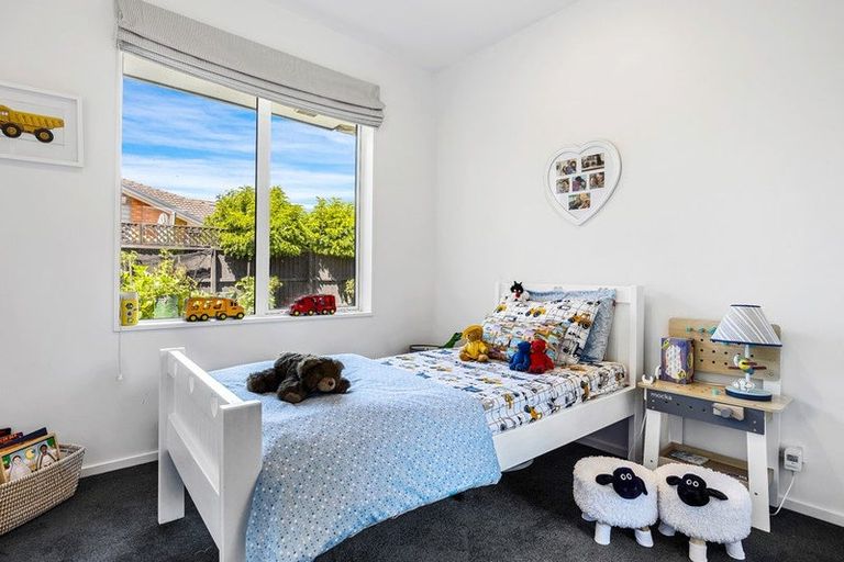 Photo of property in 56 Mokihi Gardens, Hillmorton, Christchurch, 8024