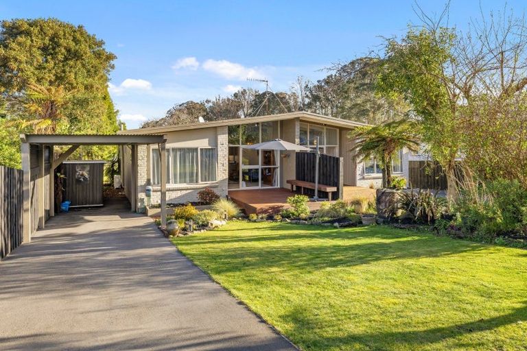 Photo of property in 97b Kawaha Point Road, Kawaha Point, Rotorua, 3010