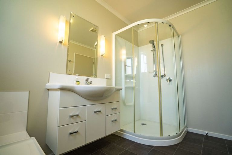 Photo of property in 59 Orbell Crescent, Te Anau, 9679