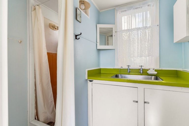 Photo of property in 109 Mary Road, Whangamata, 3620