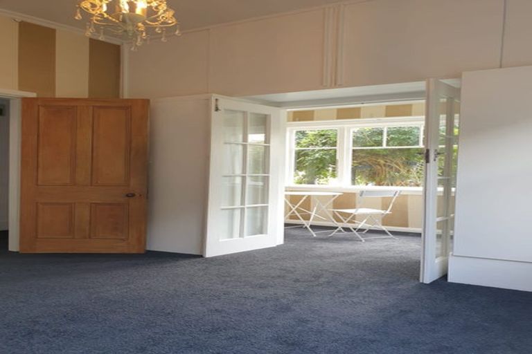 Photo of property in 353 Karori Road, Karori, Wellington, 6012