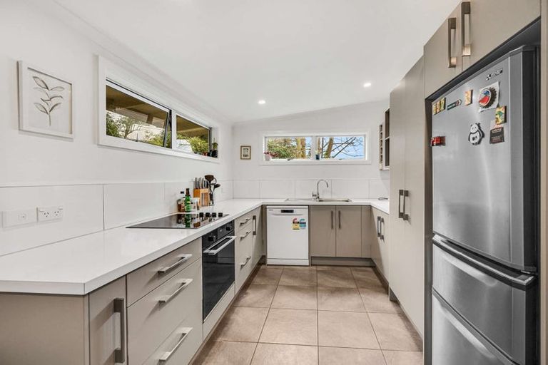 Photo of property in 30 Coote Road, Bluff Hill, Napier, 4110