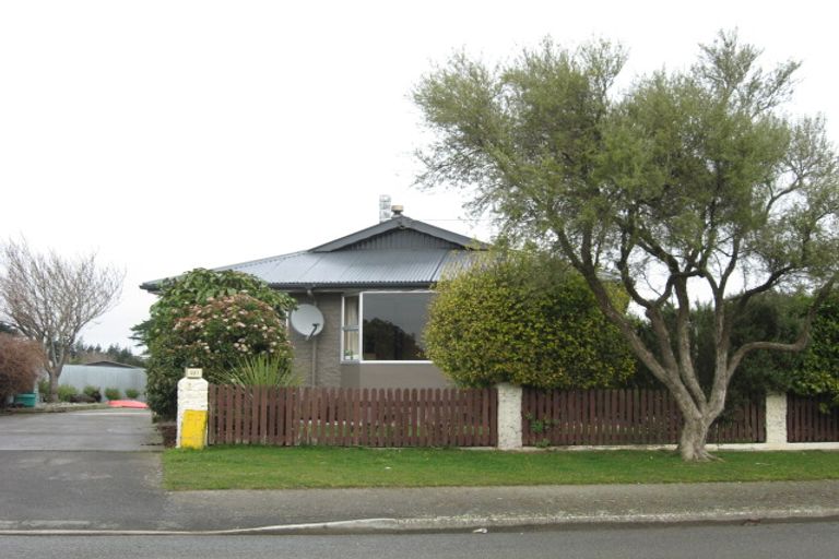 Photo of property in 221 Mcquarrie Street, Kingswell, Invercargill, 9812