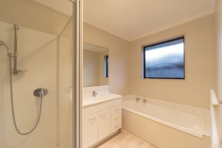 Photo of property in 41 Coleraine Drive, Rototuna, Hamilton, 3210