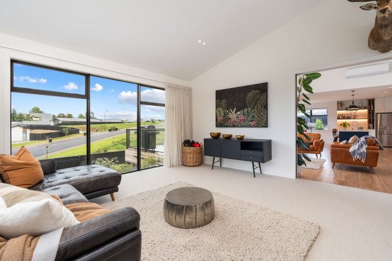 Photo of property in 61 Heathfield Drive, Mosgiel, 9024