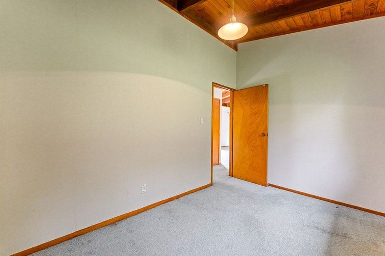 Photo of property in 10 Poplar Road, Stanmore Bay, Whangaparaoa, 0932