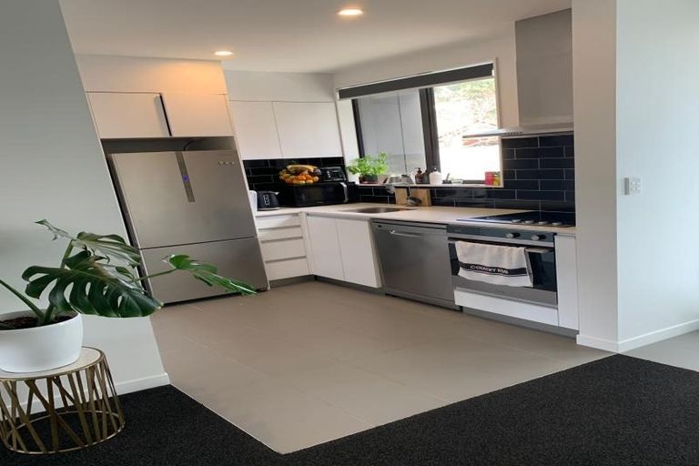 Photo of property in 3/74 Derwent Street, Island Bay, Wellington, 6023