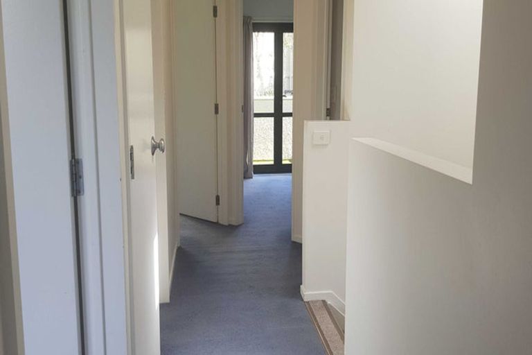 Photo of property in 7/3 Orwell Road, Greenhithe, Auckland, 0632