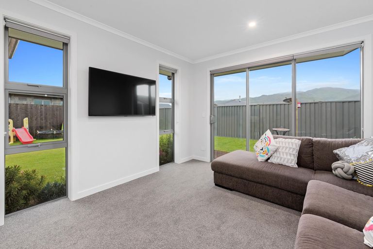 Photo of property in 7 Crabbe Place, Cromwell, 9310