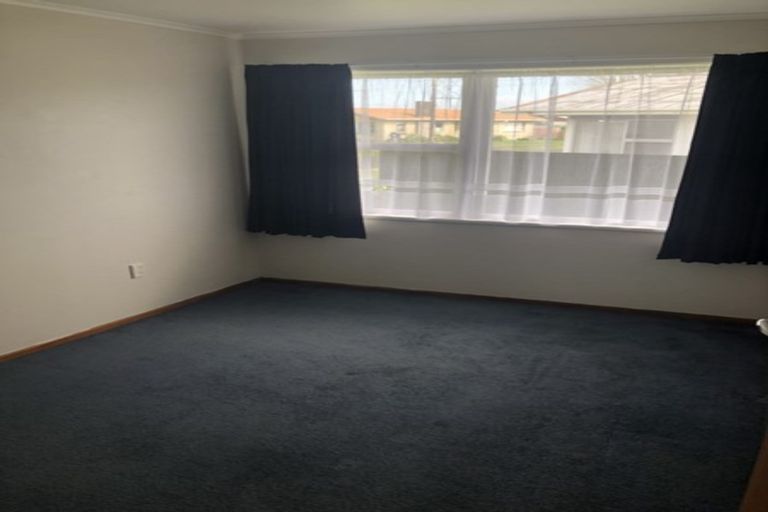 Photo of property in 28 Northolt Road, Fairview Downs, Hamilton, 3214