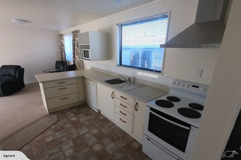 Photo of property in 35a Crawshaw Drive, Nawton, Hamilton, 3200