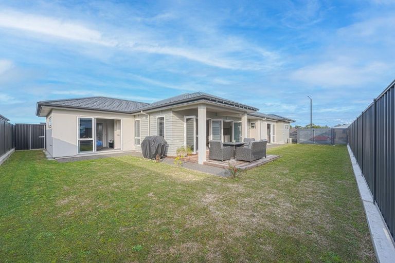 Photo of property in 48 Kenny Road, Te Awa, Napier, 4110