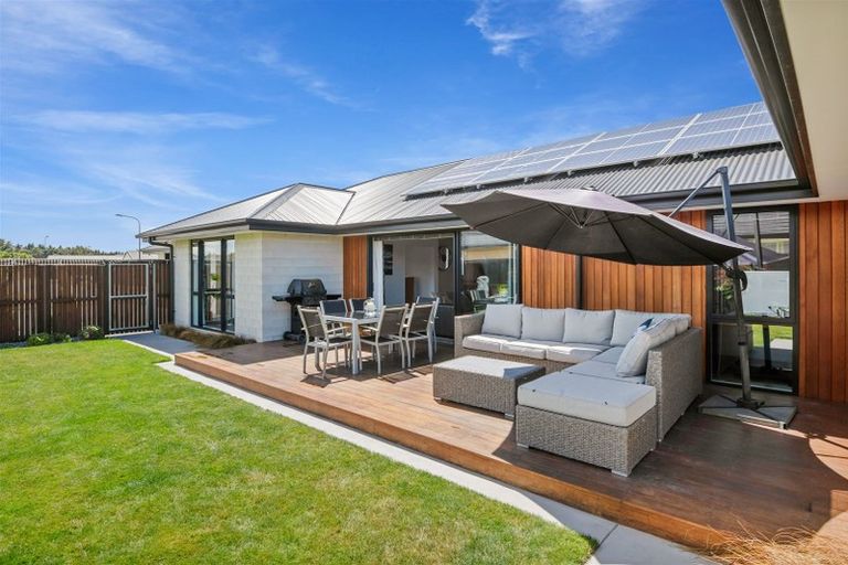 Photo of property in 6 Beak Street, Rolleston, 7615