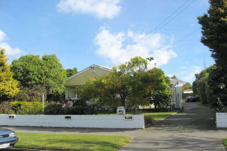 Photo of property in 55 Hounslow Street, Ilam, Christchurch, 8041