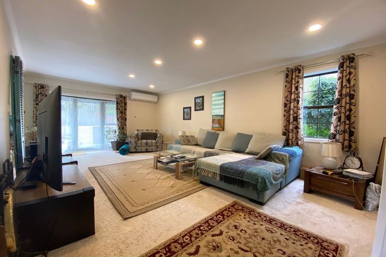 Photo of property in 3/26a Penning Road, Castor Bay, Auckland, 0620