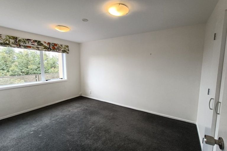 Photo of property in 6/21 Duchess Place, Maupuia, Wellington, 6022