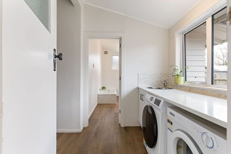 Photo of property in 41 Roy Street, Palmerston North, 4410