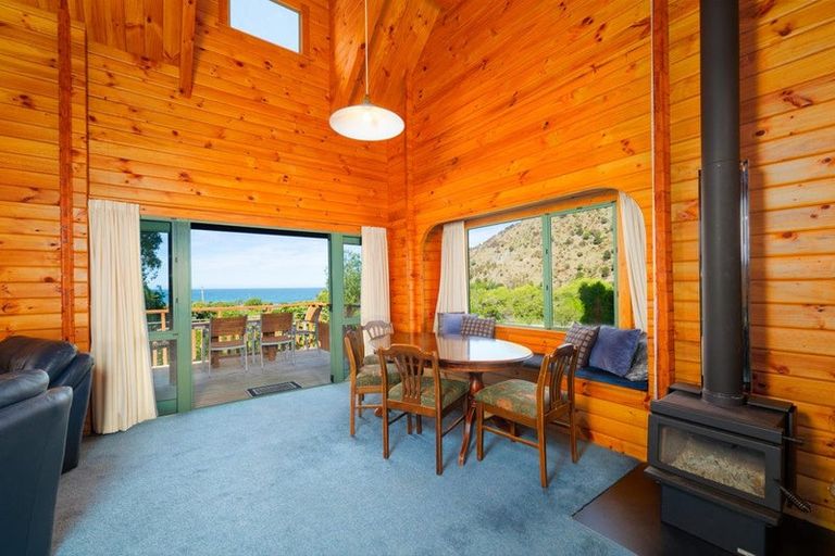 Photo of property in 6 Valley Road, Goose Bay, Kaikoura, 7374