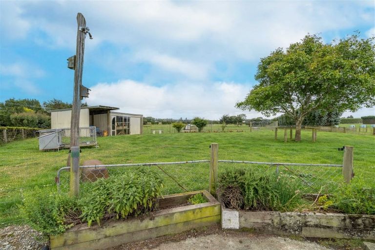 Photo of property in 179 Winton-lorneville Highway, Thomsons Crossing, Winton, 9781