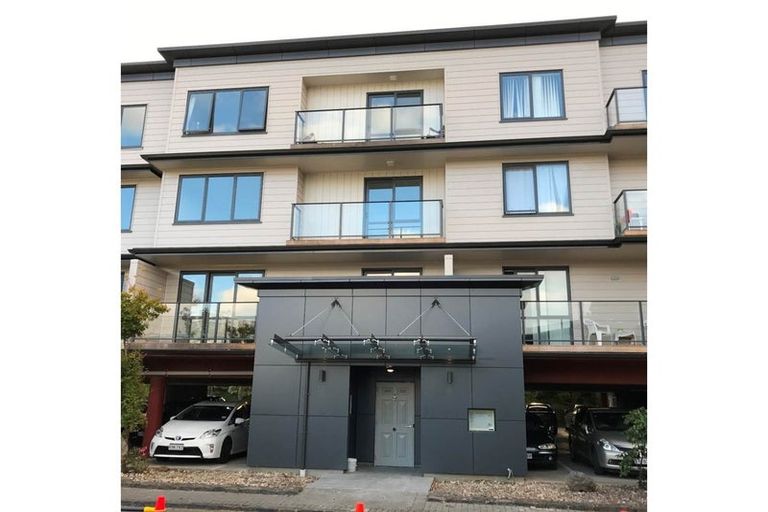 Photo of property in 15/68 Mountain Road, Mount Wellington, Auckland, 1072