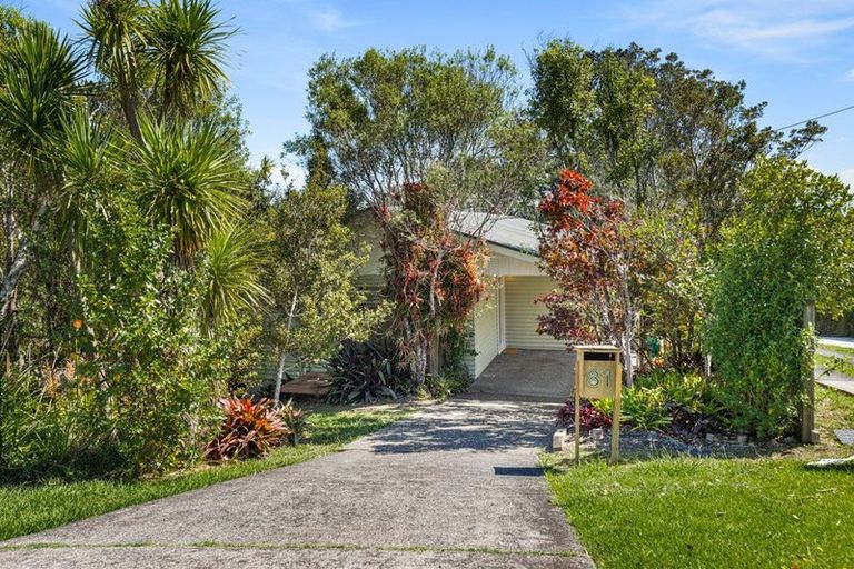 Photo of property in 81 Park Rise, Campbells Bay, Auckland, 0630